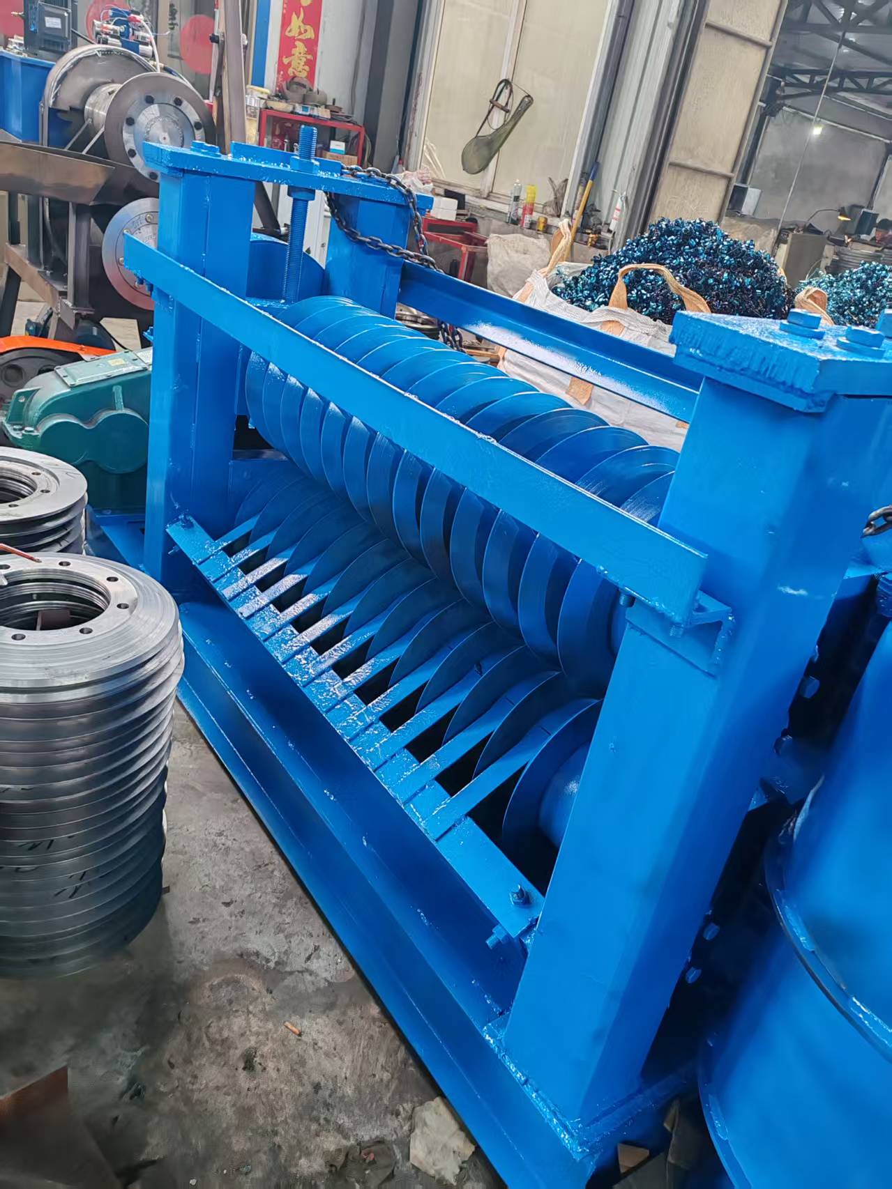 Xinzhe Metal تطلق آلة قطع معدنية عالية الدقة لعملاء الصناعة العالميين